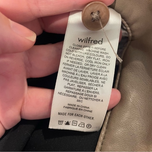 Aritzia Wilfred Free Rebel High Waisted Vegan Leather Pants in Taupe - Picture 6 of 7